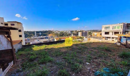 Terreno com 625m² com ótima localização no São Pedro