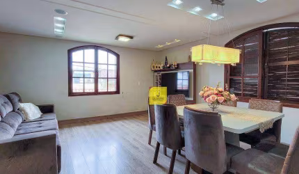 Casa com 4 dormitórios à venda, 300 m² por R$ 900.000,00 - São Pedro - Juiz de Fora/MG