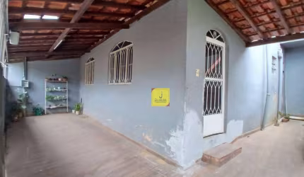 Casa com 3 dormitórios para alugar, 70 m² por R$ 1.150,10/mês - São Pedro - Juiz de Fora/MG