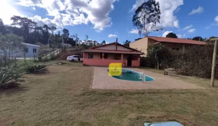 Chácara com 3 dormitórios à venda, 1140 m² por R$ 220.000 - Centro - Torreões (Juiz de Fora)/MG.