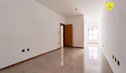 Apto de 2 quartos com garagem e elevador no são Mateus