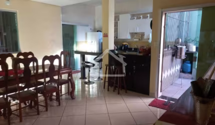 Casa à venda, 3 quartos, 1 suíte, 2 vagas, Veneza II - Ipatinga/MG