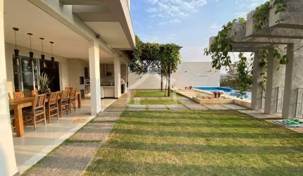 Casa à venda, 4 quartos, 4 suítes, 3 vagas, Village Nobre - Ipatinga/MG