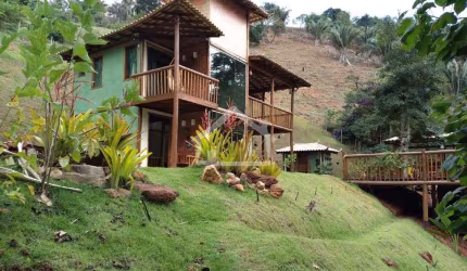 Sítio à venda, 2 quartos, 2 suítes, Centro - Santana do Paraíso /MG