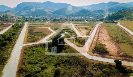 Lote à venda, Bairro São José - Santana do Paraíso /MG