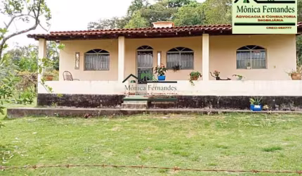 Chácara / sítio com 2 quartos à venda na Estrada de Perobas, Peróbas (Pachecos), Itaboraí, 80 m2 por R$ 380.000