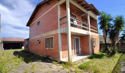 LINDA CASA NO BAIRRO PARQUE 35