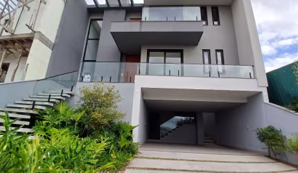 Casa em Condomínio em Guaiba / rs