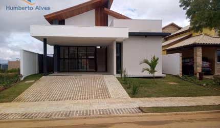 Casa com 3 dormitórios, 240 m² - venda por R$ 1.100.000,00 ou aluguel por R$ 7.046,00/mês - Universidade - Vitória da Conquista/BA