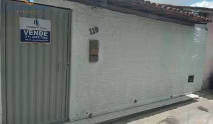 Casa com 3 dormitórios à venda por R$ 130.000 - Cruzeiro - Vitória da Conquista/BA