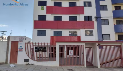 Apartamento com 2 dormitórios à venda, 50 m² por R$ 260.000,00 - Candeias - Vitória da Conquista/BA