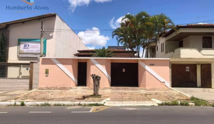 Casa com 3 dormitórios para alugar, 196 m² por R$ 4.149,00/mês - Candeias - Vitória da Conquista/BA
