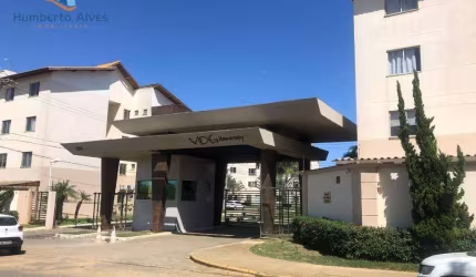 Apartamento com 2 dormitórios à venda, 55 m² por R$ 229.000,00 - Candeias - Vitória da Conquista/BA