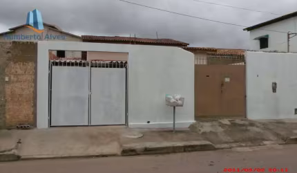 Casa com 2 dormitórios para alugar, 60 m² por R$ 717,00/mês - Zabelê - Vitória da Conquista/BA