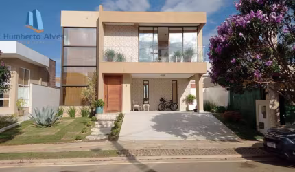 Linda casa à venda no Alphaville