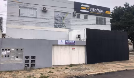 Casa com 2 dormitórios para alugar, 95 m² por R$ 5.057/mês - Candeias - Vitória da Conquista/BA