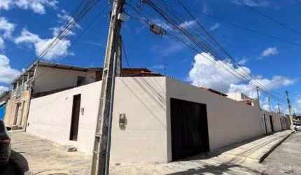 Casa com 4 dormitórios à venda, 143 m² por R$ 350.000 - Alto Maron - Vitória da Conquista/BA
