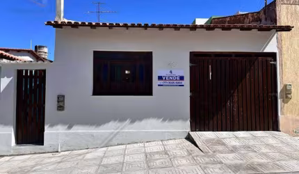 Casa com 4 dormitórios à venda por R$ 350.000,00 - Centro - Vitória da Conquista/BA