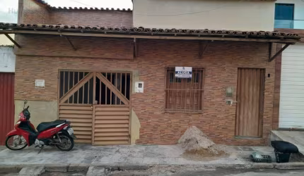 Casa com 2 dormitórios para alugar por R$ 1.005/mês - Centro - Vitória da Conquista/BA