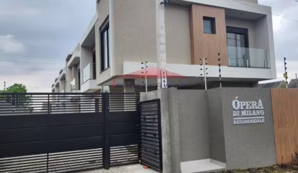 Excelentes sobrados duplex sem germinaação à venda no bairro Hauer-Curitiba-PR.