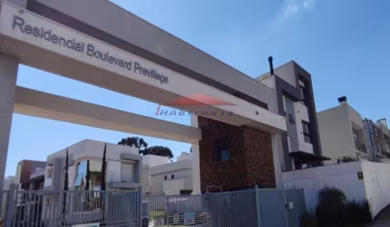 Linda casa localizada em um dos melhores condominios do bairro Uberaba-Curitiba-PR