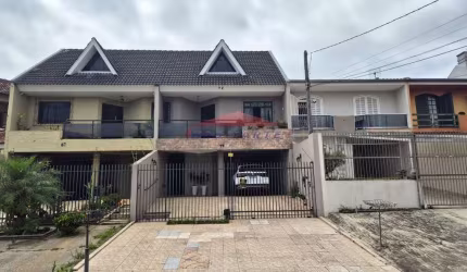 Sobrado à venda em Curitiba-PR, Jardim das Américas: 3 quartos, 1 suite, 2 salas, 3 banheiros, 2 vagas de garagem, 227,00 m².
