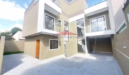 Sobrado à venda em Curitiba-PR, no bairro Uberaba: 3 quartos, 1 suíte, 1 sala, 137,56 m² de área.