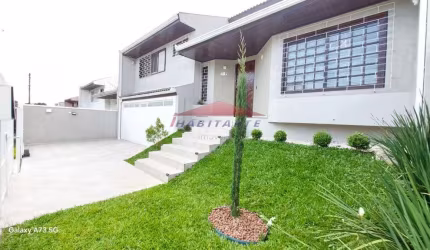 Imperdível oportunidade: Casa à venda em Curitiba-PR, Guabirotuba, 3 quartos, 1 suíte, 2 salas, 3 banheiros, 4 vagas, 238m².