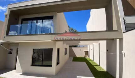 Sobrado à Venda Bairro Uberaba: 3 Suítes, Sala para dois ambentes, 4 Banheiros, 4 Vagas, 145,02 m²!