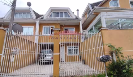 Excelente Sobrado à Venda em Curitiba-PR, Jardim das Américas - 3 Quartos, 2 Suítes, 2 Salas, 2 Vagas, 156m². Aproveite!