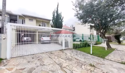 Imperdível Sobrado à Venda em Curitiba-PR, Bairro Uberaba: 4 Quartos, 1 Suíte, 2 Salas, 4 Banheiros, 4 Vagas, 190,64m².