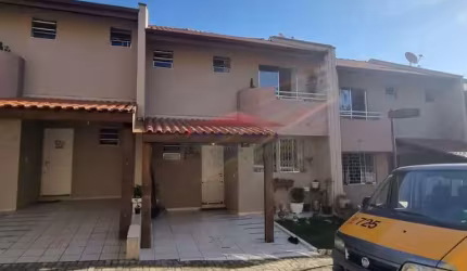 Sobrado em Condomínio no Uberaba - Curitiba-PR: 3 Quartos, 1 Suíte, Sala ampla, 3 Banheiros, 1 Vaga, 113,20 m². Venda ou Locação!