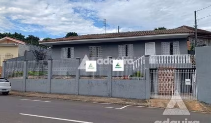 Casa à venda 3 Quartos, 2 Vagas, 329M², Oficinas, Ponta Grossa - PR
