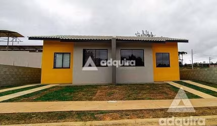 Casa à venda 2 Quartos, 1 Vaga, 43.99M², Uvaranas, Ponta Grossa - PR