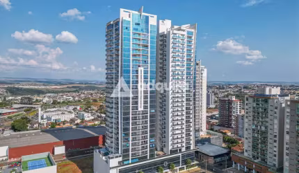 Apartamento semimobiliado à venda, com 4 suítes, andar alto, Oficinas, Ponta Grossa, PR
