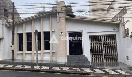 Excelente Casa Comercial Térrea na Rua Marechal Deodoro