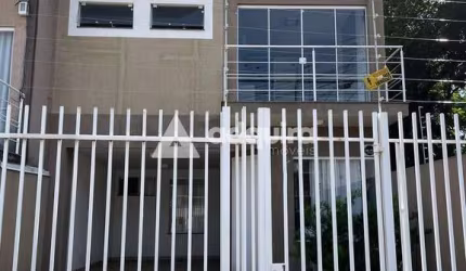 Sobrado semimobiliado para venda com 3 quartos, sendo 1 suíte, 2 vagas, 156 m², Estrela, Ponta Gros