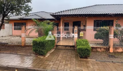 Casa Térrea à venda em RESERVA-PR - com 3 quartos (1 suíte), 3 banheiros, Piscina e 249,62m² de áre