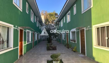 Sobrado à venda no Residencial Ville de Chamonix, Jardim Carvalho, Ponta Grossa, PR - 3 quartos e 2