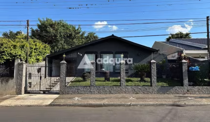 Casa com piscina à venda, Oficinas, Ponta Grossa, PR
