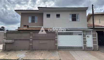 Sobrado à venda com 4 quartos no Jardim Carvalho
