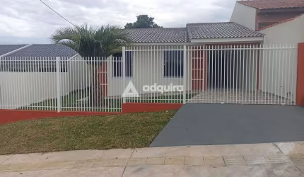 Casa Térrea à venda, 03 quartos (sendo 01 suíte), 02 banheiros e 105,84m² de área útil. Jardim Dom