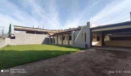 Casa com 4 quartos à venda no Giovanini, Coronel Fabriciano  por R$ 1.100.000