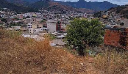 Lote de esquina em Júlia Kubitschek  -  Coronel Fabriciano