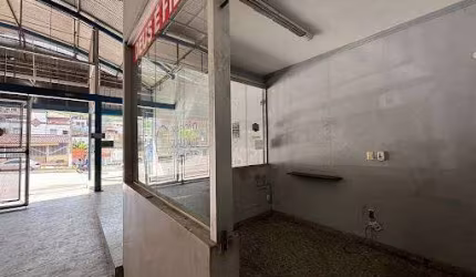 Galpão em Avenida Presidente Tancredo de Almeira Neves  -  Coronel Fabriciano