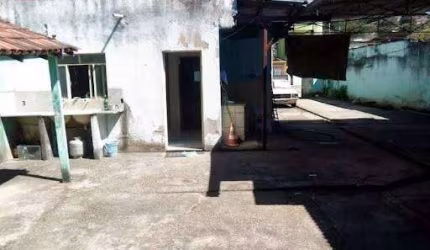 Casa com Amplo Espaço Livre no Olaria em Coronel Fabriciano