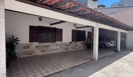 Casa bem localizada no Bela Vista 3 quartos com suíte   -  Ipatinga