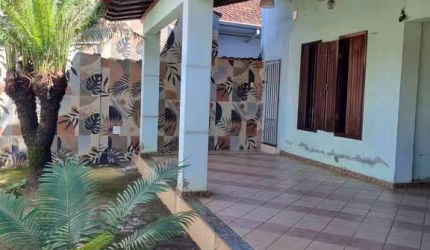 Oportunidade Única! Casa Ampla + Lote Extra – Financiável