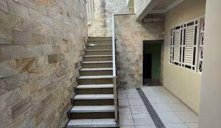 Casa com 3 quartos para alugar no Iguaçu, Ipatinga  por R$ 2.500