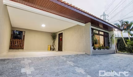Casa com 3 dormitórios à venda, 310 m² por R$ 850.000,00 - São Braz - Curitiba/PR